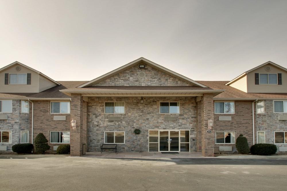 St. Robert Hotel | All Towne Suites