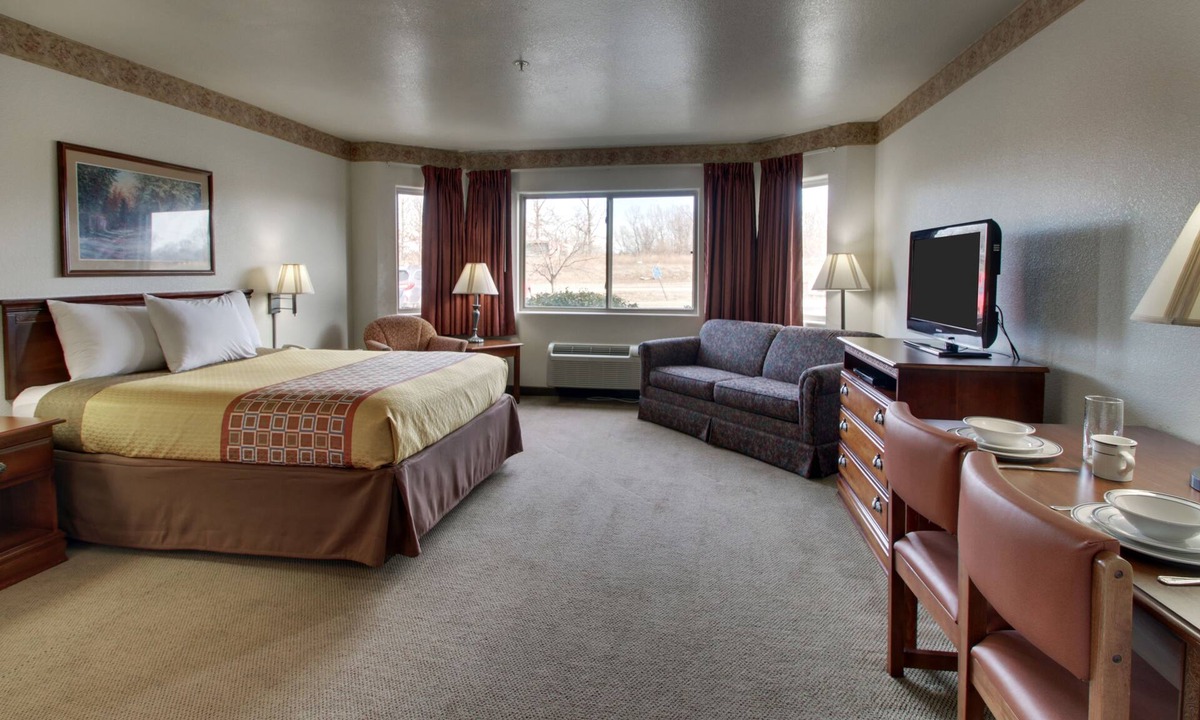 St. Robert Apartment | All Towne Suites