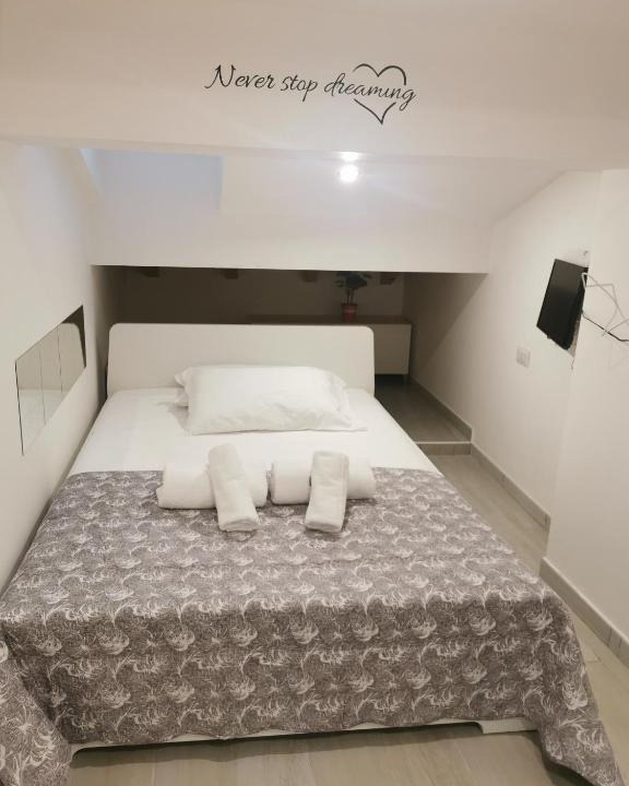 Parma City Centre Apartment | Alle Mansarde