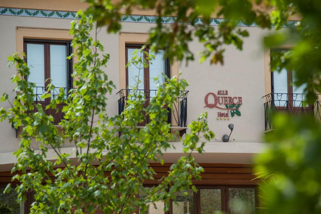 Castelbuono Hotel | Alle Querce Hotel Ristorante