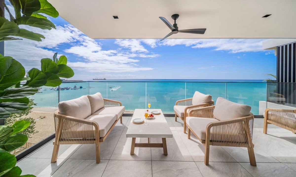 Brighton Villa | Allure 501