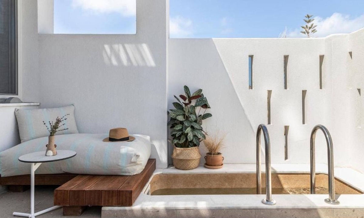 Skiros Villa | Alluring Skyros Suite | Suite Imperial | 1 Bedroom | Private Furnished