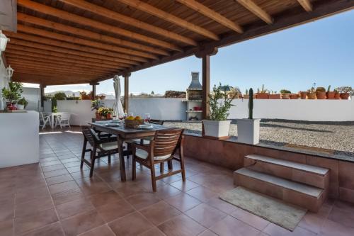 El Cuchillo House | Almar