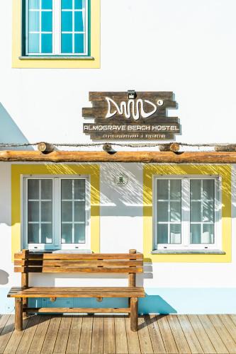 Almograve Hostel | Almograve Beach Hostel