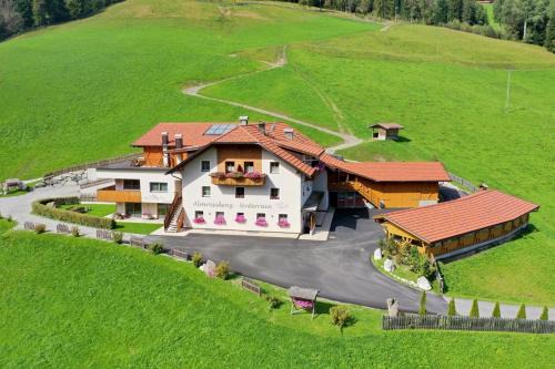 Valdaora House | ALMRESIDENZ UNTERRAIN - with FREE SKI BUS SHUTTLE