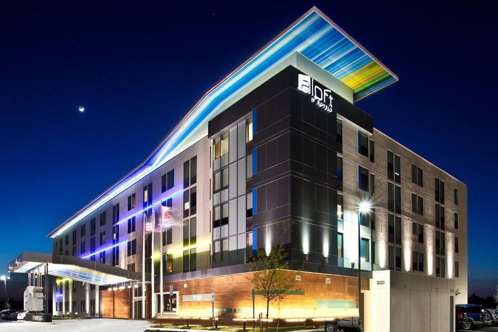 Ashburn Hotel | Aloft by Marriott Dulles Airport North