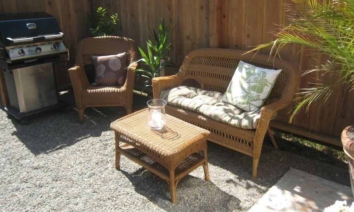 Opal Cliffs Cottage | Aloha Beach Cottage - Modern, Quiet & Cozy NOTE * ONLY SLEEPS 2 (3 max!!)