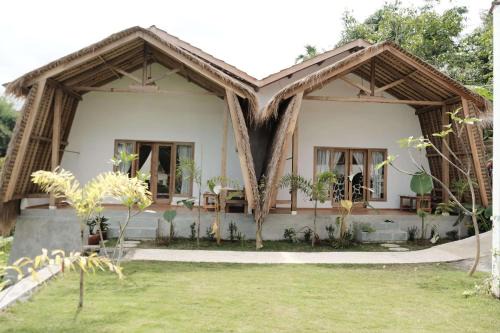 Tetebatu Hotel | Alora House - Authentic Tetebatu with Village Tours & Cooking