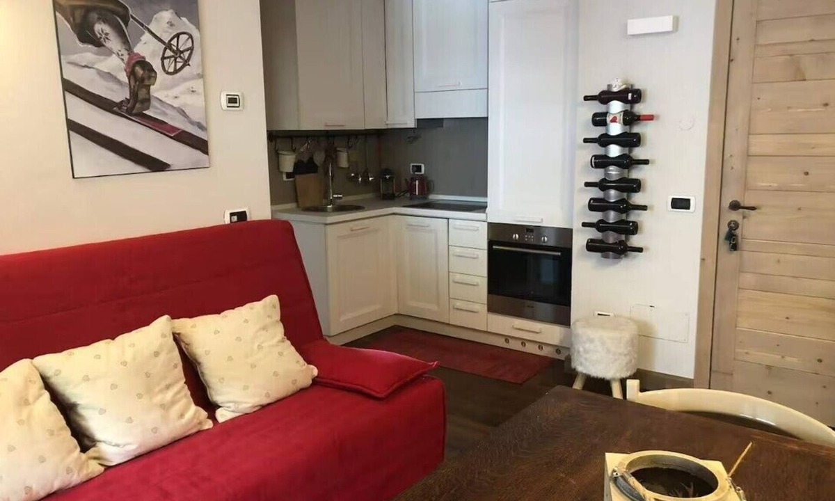 Champoluc Apartment | Alp Chic in Champoluc - comfort and style at a stone's throw from everything