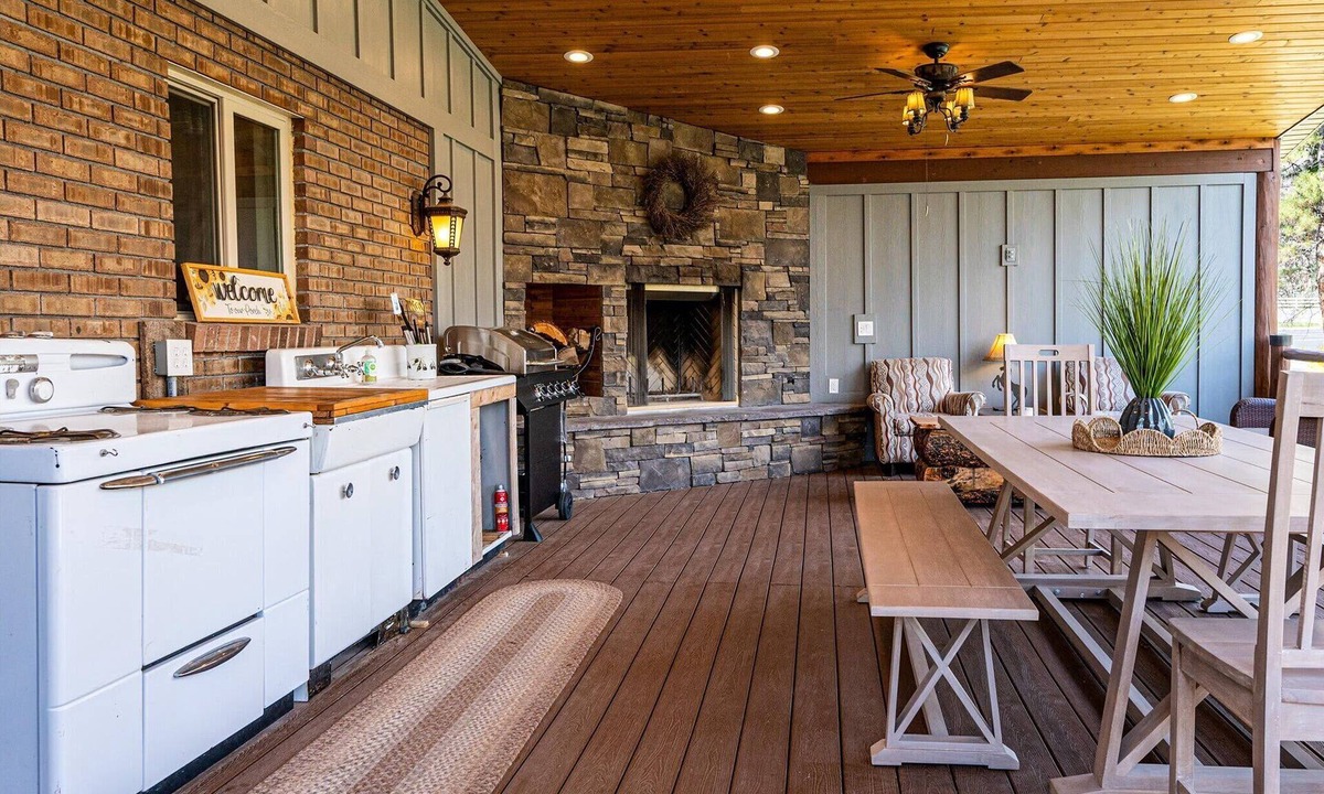 Woodland Estates House | Alpine Bliss Entire Mountain Haus