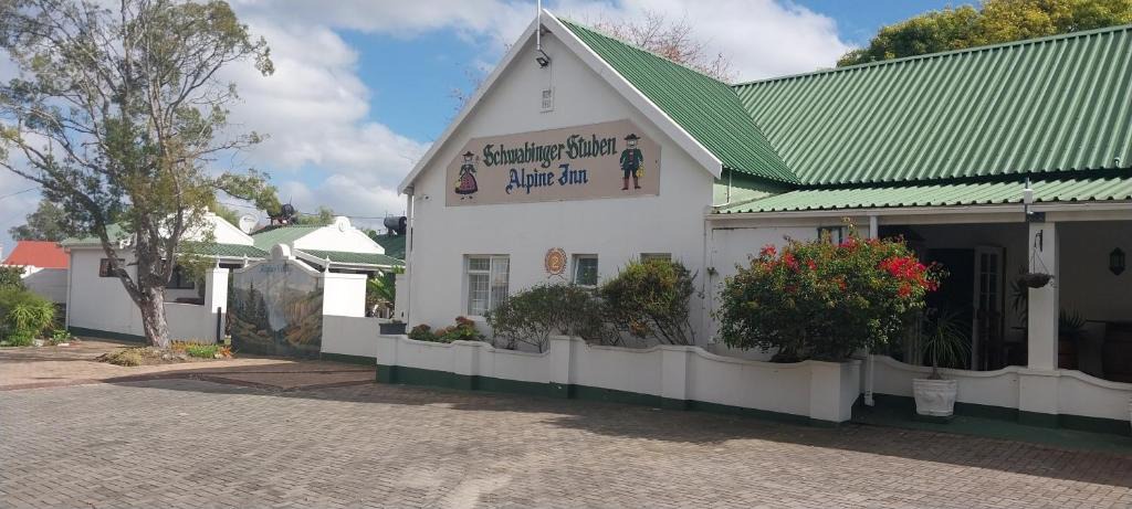 George Hotel | Alpine Inn