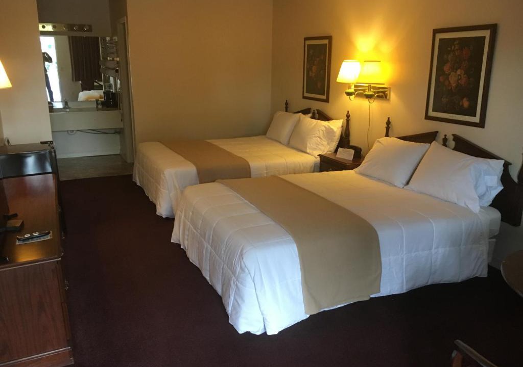 Eureka Springs Hotel | Alpine Lodge