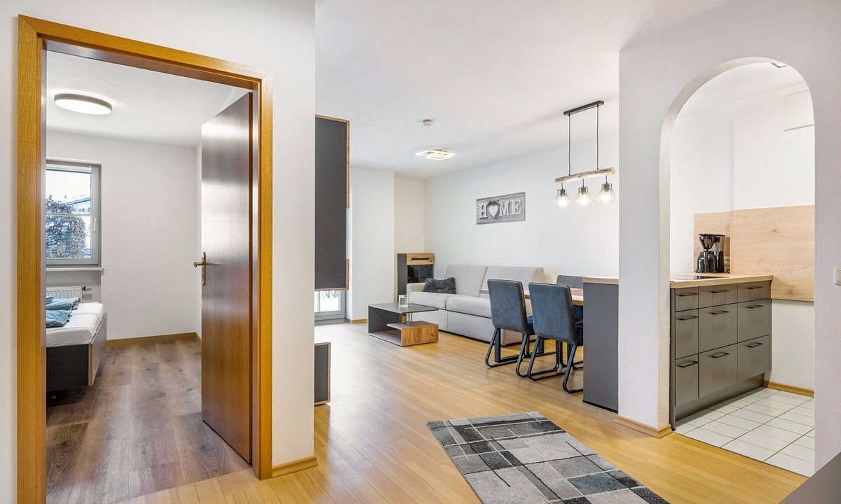 Oberaudorf Apartment | Alpine Panorama Apartment with Pool and Sauna