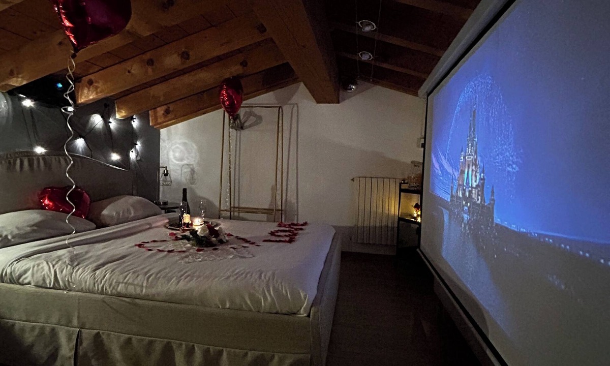 Braone Apartment | Alps View Luxury Loft | Cinema & Borno Ski Partner 🏔️🎬