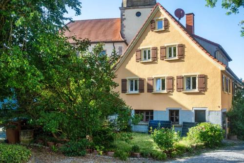 Satteldorf Apartment | Alte Schmiede Ellrichshausen