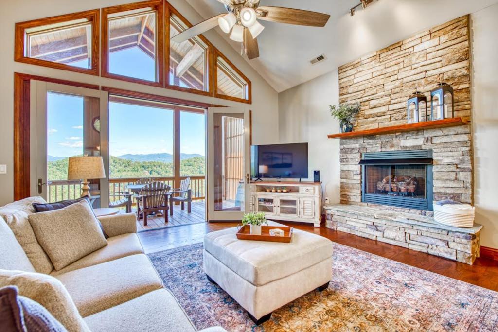 Whittier House | Altitude with Gratitude
