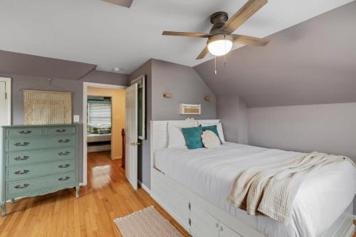 Belle Haven House | ALX Cape Cod 3-BR Near Old Town & Mount Vernon
