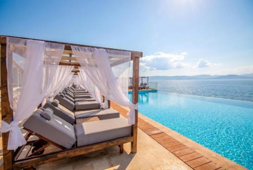 Benitses Hotel | Alyssium