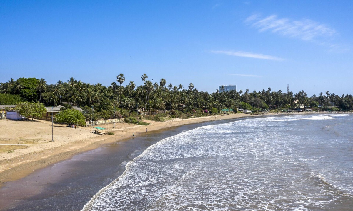 Mumbai Villa | amã Stays & Trails Beach House Madh Island, Mumbai