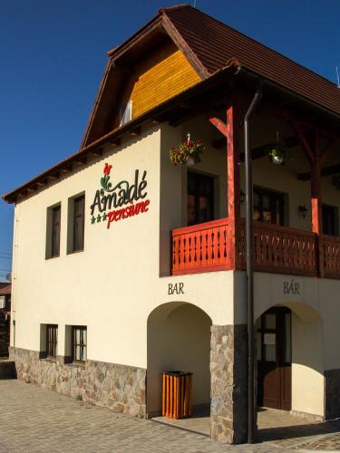 Siculeni House | Amadé Pension