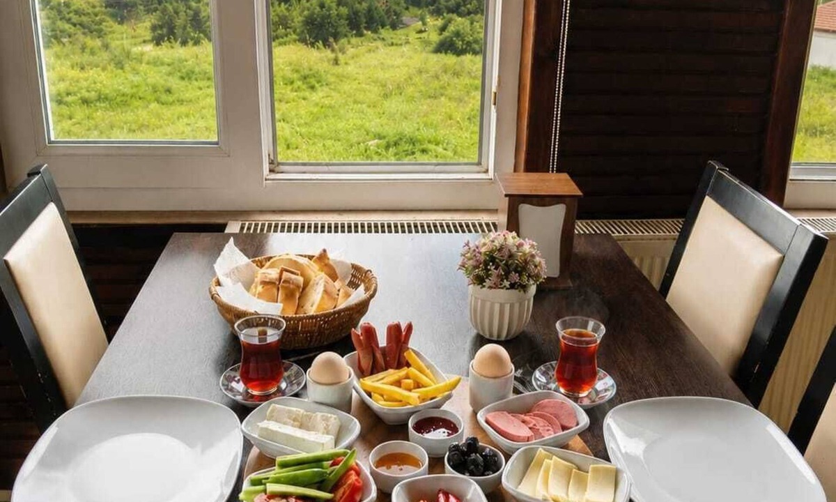 Cinarcik Hotel | Amadeus Motel