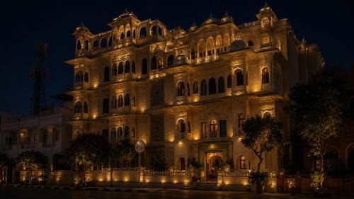 Lake Pichola Hotel | Amar Kothi Udaipur , A Rajputana Haveli Experience Near Pichola Lake