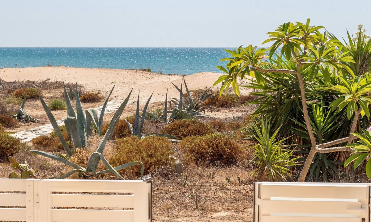 Caucana-finaiti-casuzze-finaiti Nord Apartment | Amarillis, Wohnung am Strand by Interhome
