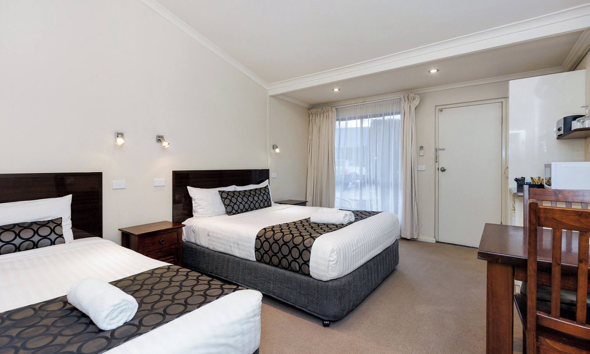 Tumut Hotel | Amaroo Motel