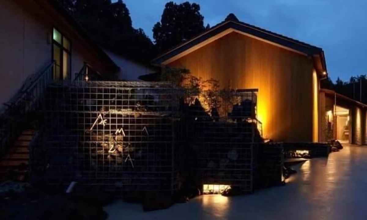 Himi House | AMAZA