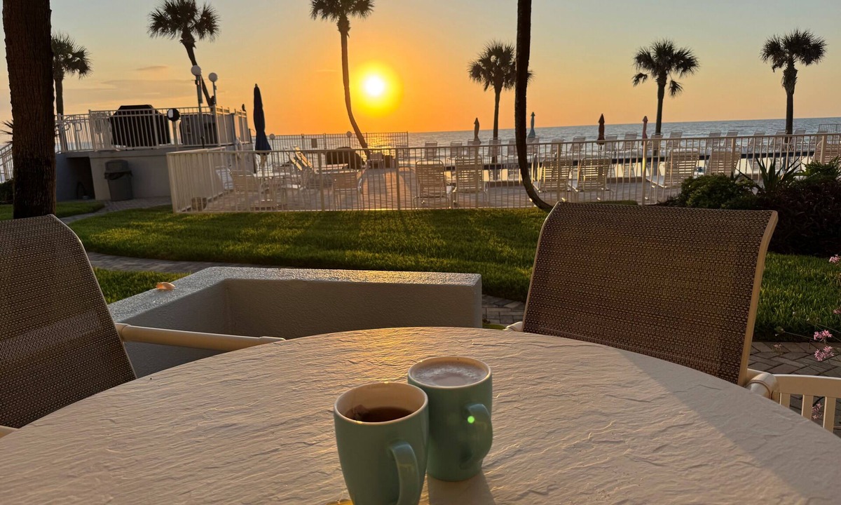 Seaside Homes Condo | Amazing 2-bedroom beachfront condo on Ormond Beach steps from pool and beach.