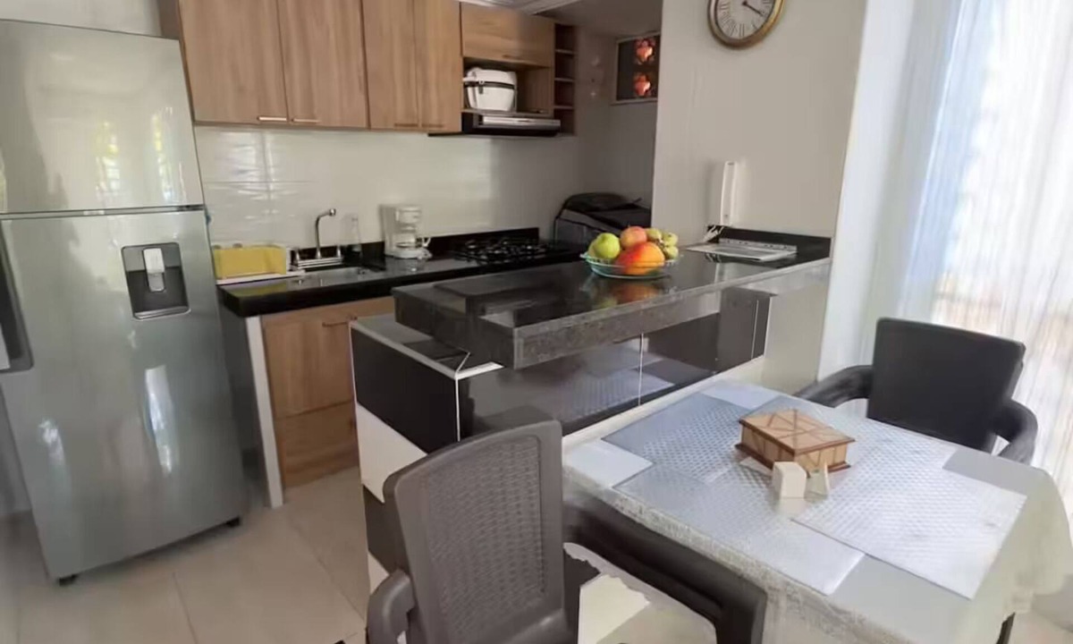 Cali Condo | Amazing 3Bed/2Bath Condo w/AC & pool in Cali South