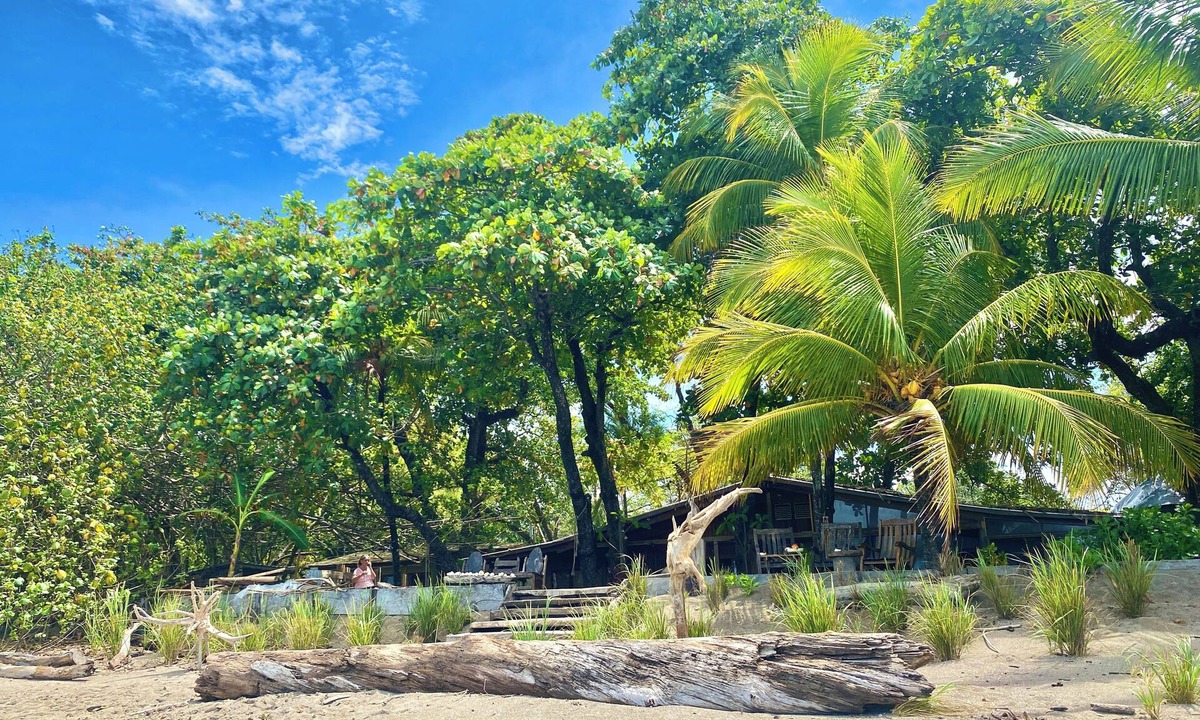 Garza House | Amazing beach front House - fairytale beach view, ocean view, steps to water,