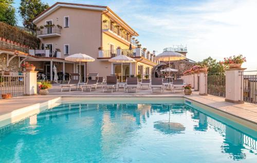 Laureana Cilento House | Amazing Home In Laureana Cilento