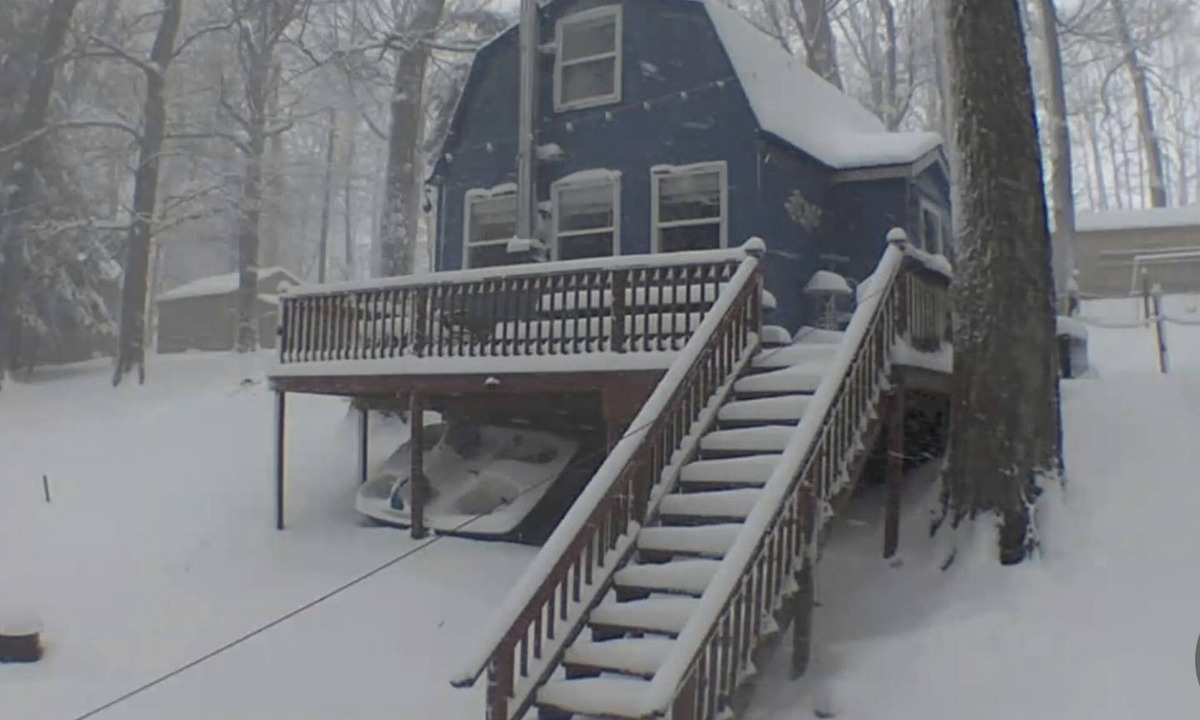 Deer River Cabin | Amazing Lakefront Cabin with All Amenities in Carthage, Fort Drum