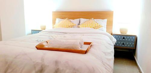 West Bank House | Amazing Modern Room 4 Min From The Tram