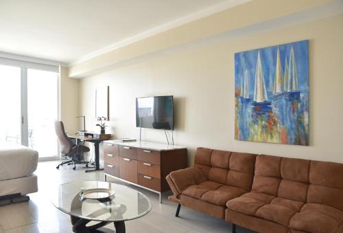 Coconut Grove Apartment | Amazing Studio - Walking Distance To Cocowalk