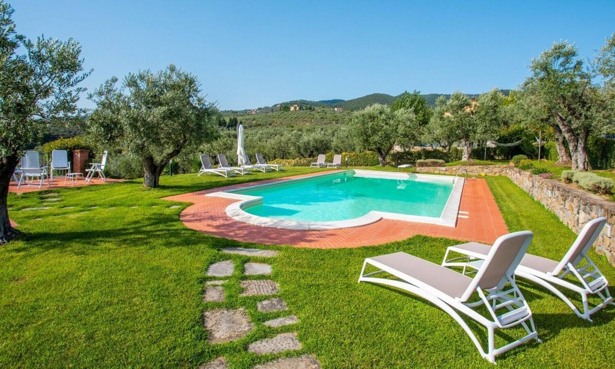 Vitolini Villa | Amazing Villa with pool in Vinci close to Leonardo's house.