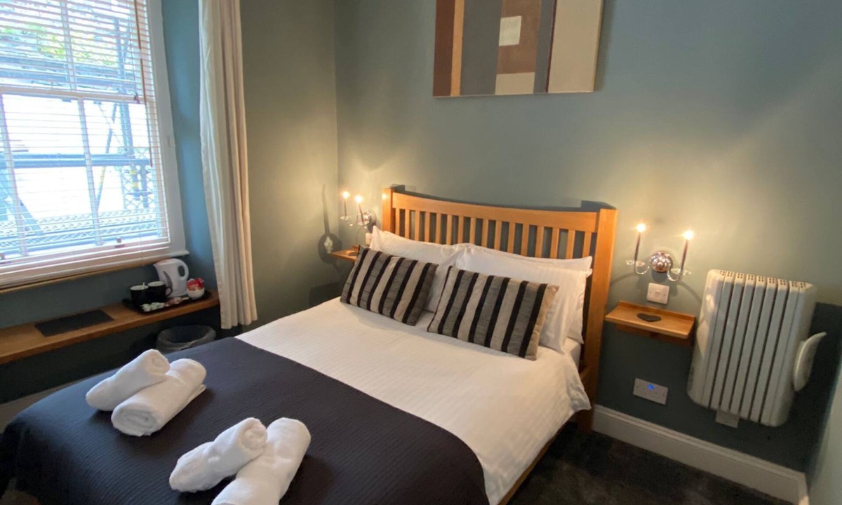 Ambleside Hotel | Ambleside Central