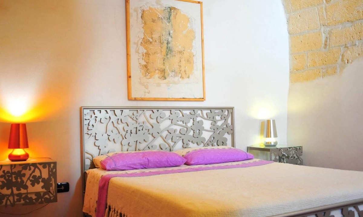 Oria Bed & Breakfast | AMBROSIA Bed & Breakfast