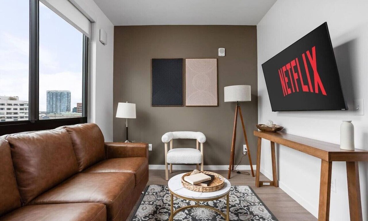 Mile Square Apartment | Amenity Packed High-Rise Free Espresso+Pool+Gym