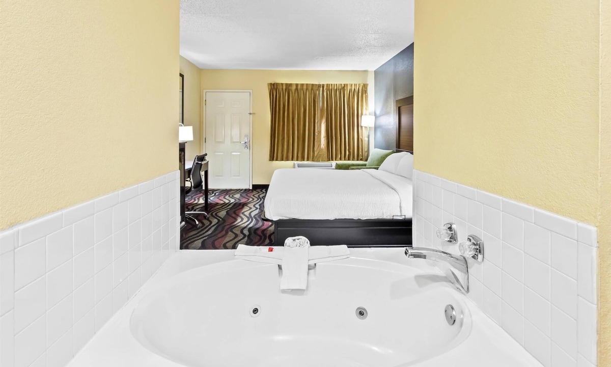 Grayson Hotel | Americas Best Value Inn Grayson