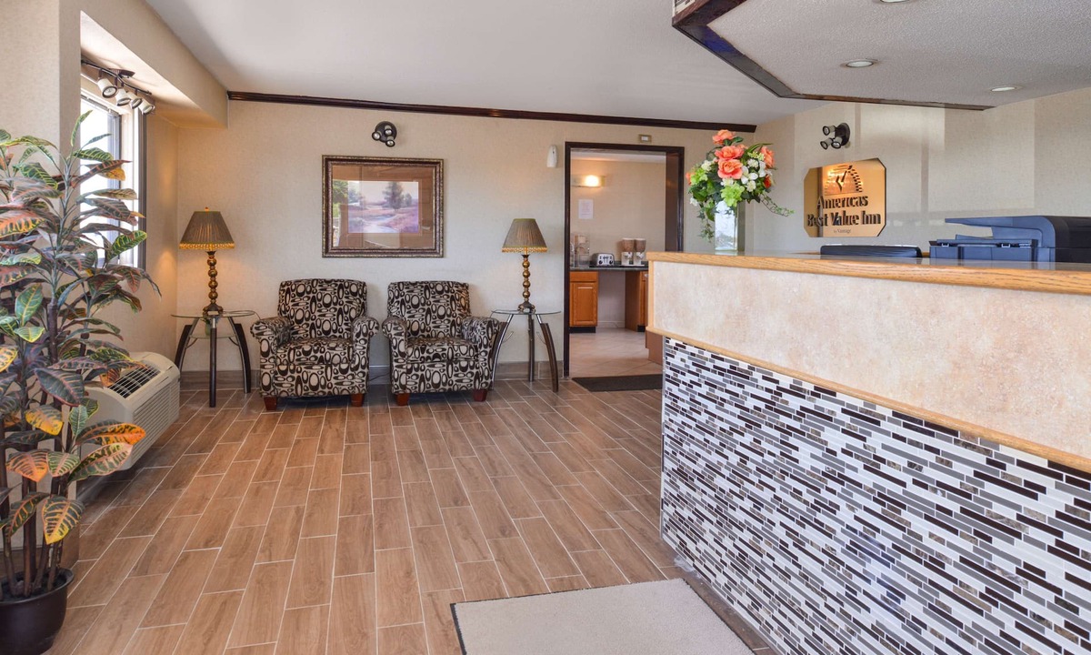Moon Township Hotel | Americas Best Value Inn Pittsburgh Airport