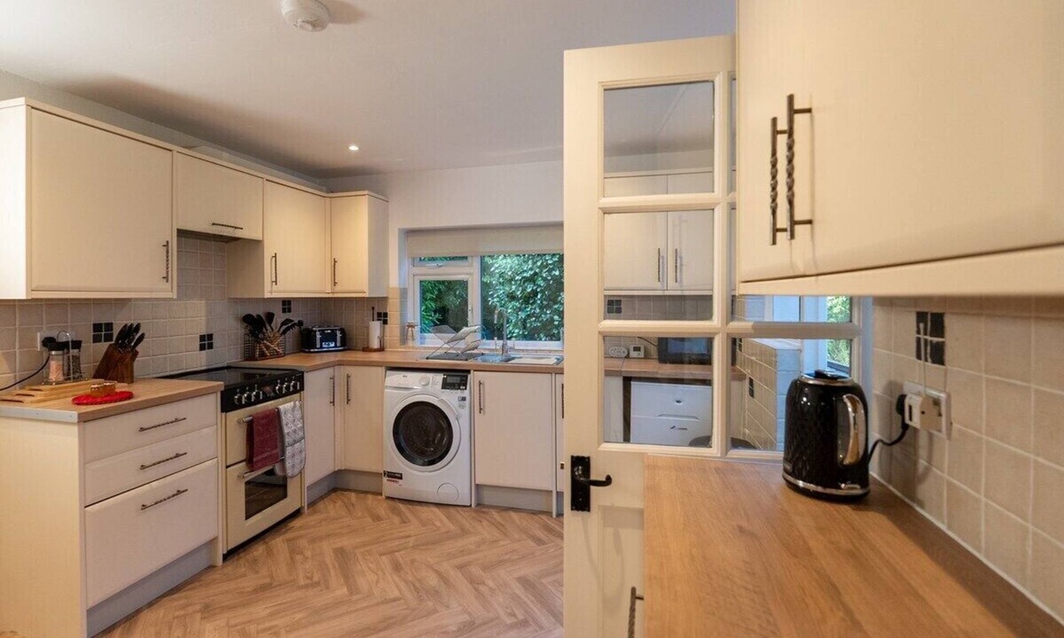 New Forest District Cottage | Ames Cottage - Countryside View
