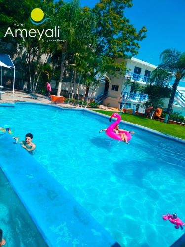 Tequesquitengo Hotel | Ameyali Teques