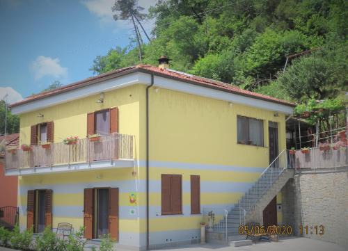 Vezzano Ligure Bed & Breakfast | AMICI Holiday B&B di Bielak Aneta Izabela