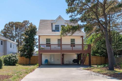 Colington House | Aminas Cottage 3 Bedroom Home