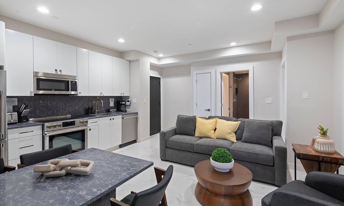 Ventnor City Condo | Ammos Luxury Living- Corfu & Crete Suite