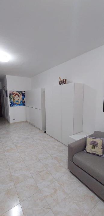 Latte Apartment | Ampio monolocale con terrazzo - a 2 passi dal mare