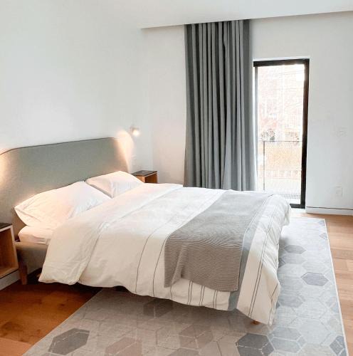 East Flatbush Apartment | Ample and Cozy Stay in Brooklyn