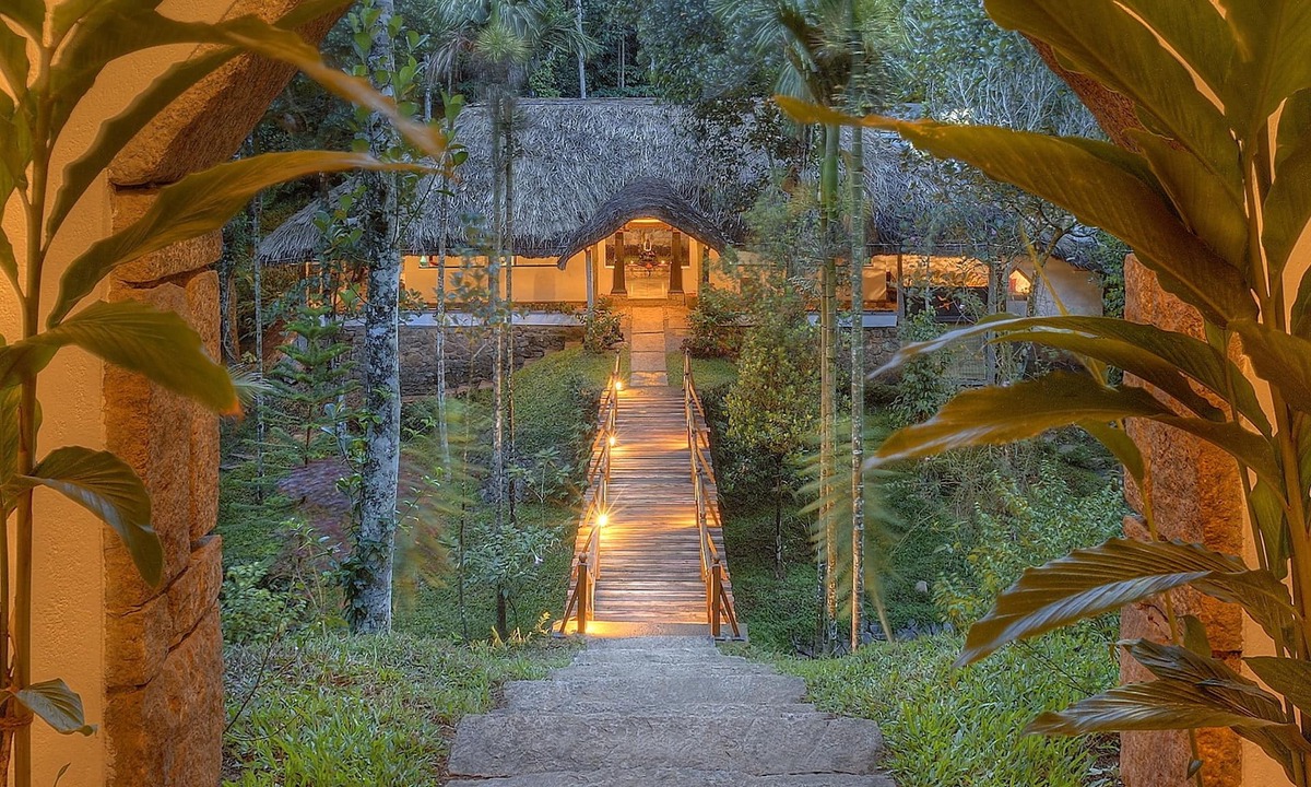 Pirmed Hotel | Amritara Shalimar Spice Garden Resort & Spa